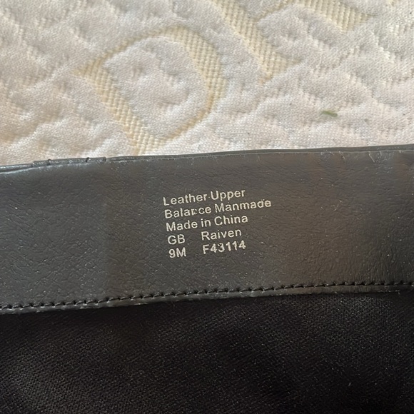 Black Heeled Boots-Excellent Condition. Size 9 - Picture 10 of 12